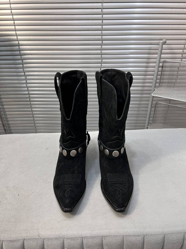 Isabelmarant24秋冬新款复古靴，慵懒法欧风，飒爆了 自然舒适洒脱时髦精最爱对版进口高丝光牛反绒面料，水染牛里，意大利进口真皮大底，码数35-39#
